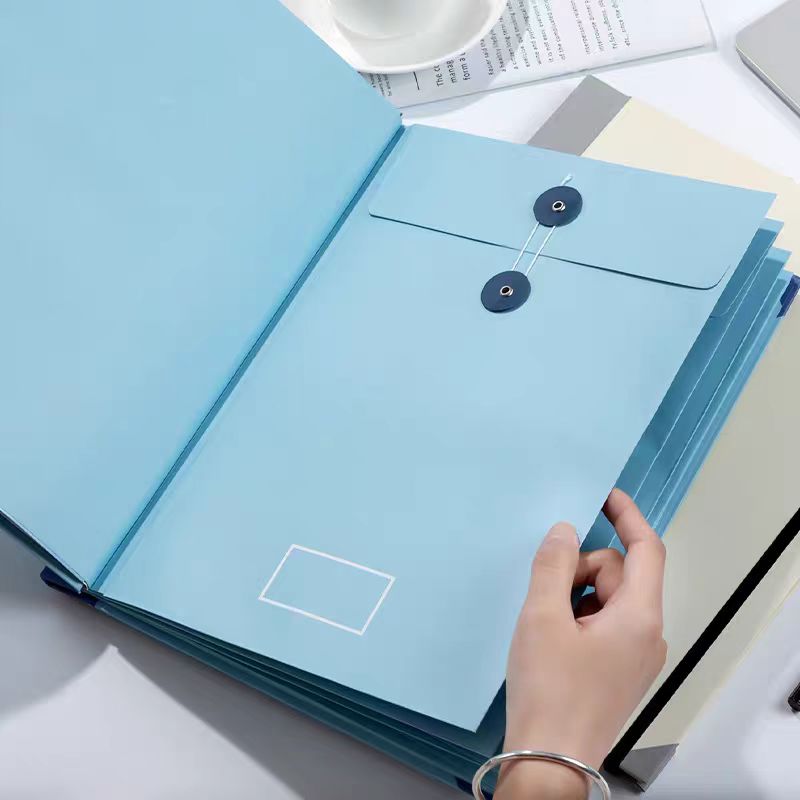 Neu eingetroffene Aktenordner  – Portfolio Folder Zip Bewertung und Preis